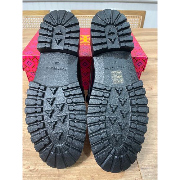 Tory Burch Classic Embellished Medallion Lug Loafer Black Leather Size 8 NIB - Picture 10 of 13